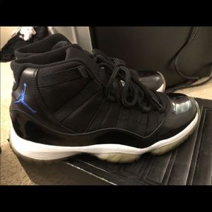 Meet your Posher, Emanuel